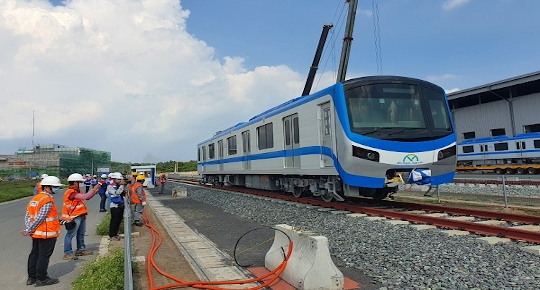 Two trains of Metro Line 1 in Thu Duc city