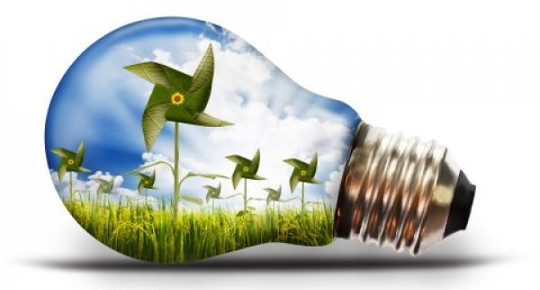 Việt Nam nhận đầu tư thêm 4 tỉ đô vào năng lượng sạch.