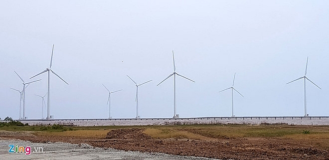Cong Ly kicks off two more wind power projects