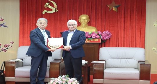 Japan's Tokyu researches semiconductor technology in Binh Duong